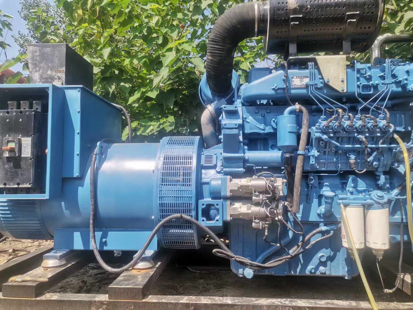 都匀详细说明降低 800kW 柴油发电机输出电流波动的方法