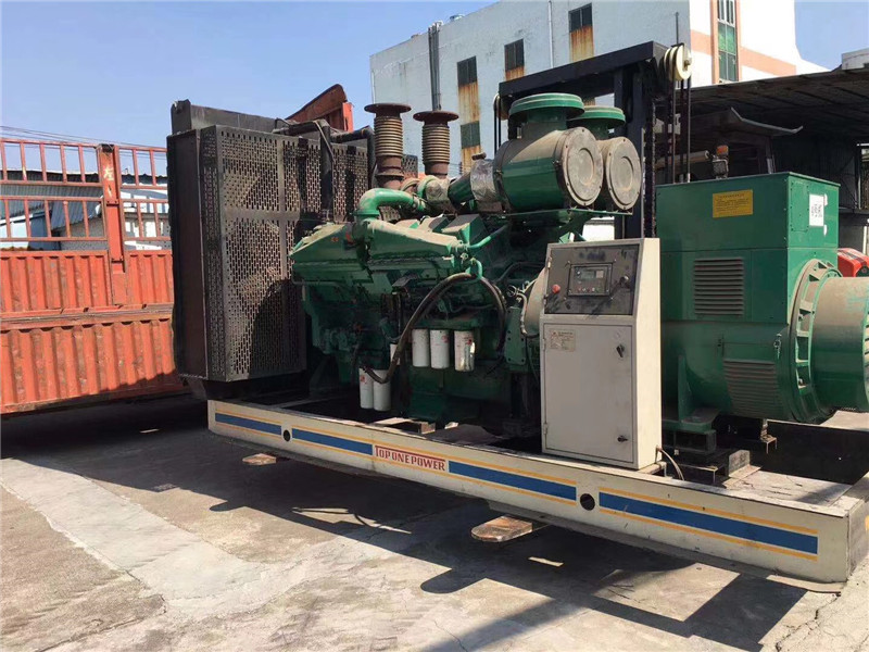 都匀如何判断柴油发电机组的机油温度是否达到了合适的预热温度？